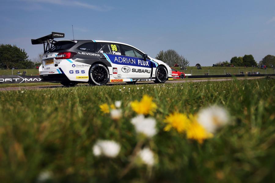  Adrian Flux Subaru Levorg GT BTCC 2016 года  (фото 12 из 32)